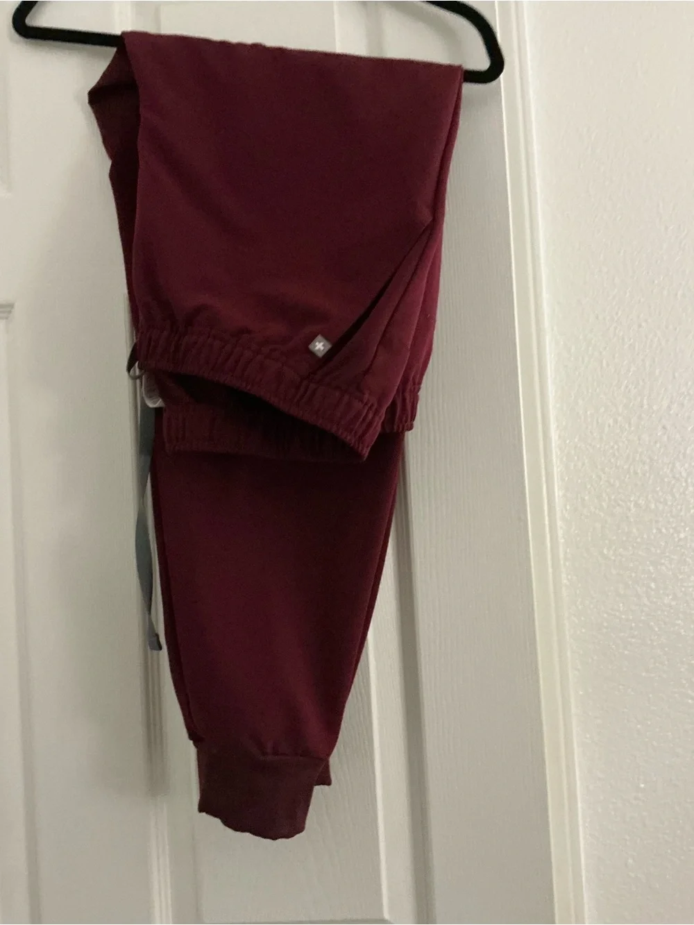 Figs Men's Scrub Set in Burgundy men’s XL